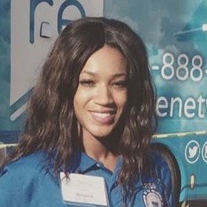 Meet your Posher, Briana